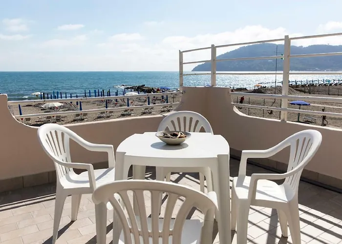 Hotel La Pineta Marinella di Sarzana